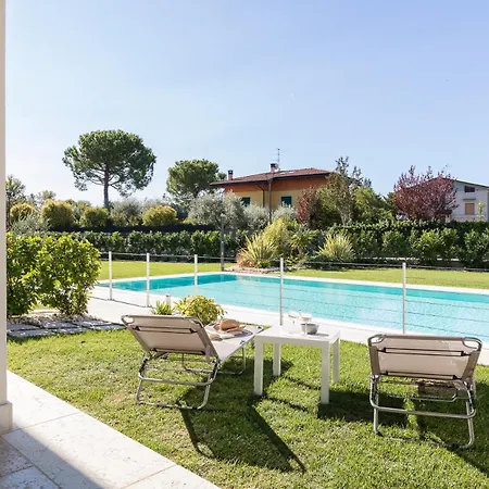 Сasa de vacaciones Meri Manerba del Garda